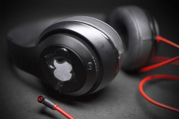 Apple Beats Headphones