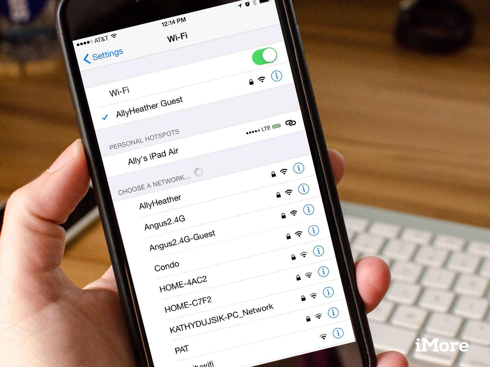 كيف تعرف كلمة مرور شبكة Wi-Fi التي اتصلت بها على iPhone أو iPad Wi-Fi-network-passwords