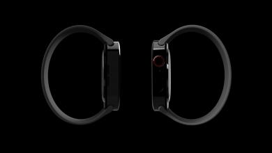 Apple Watch Series 7 with flat edges